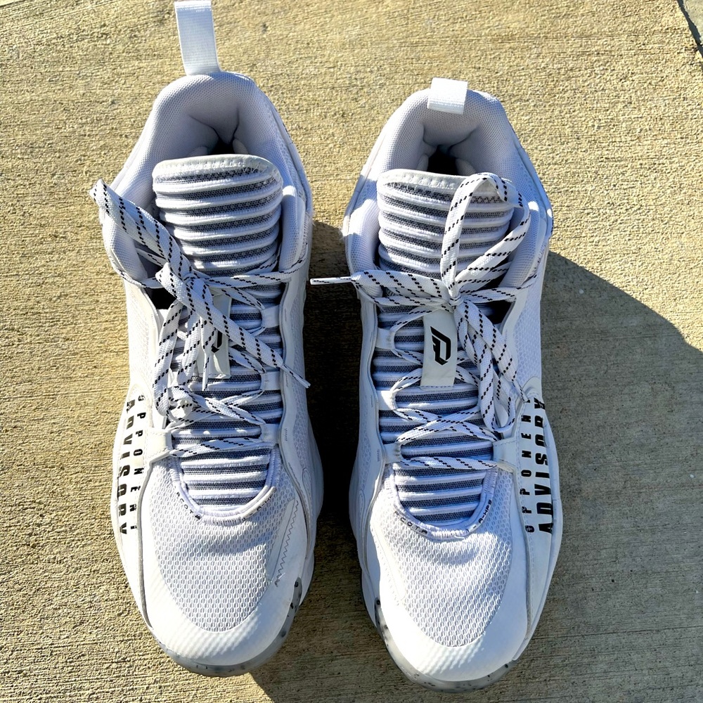 Adidas Dame 7